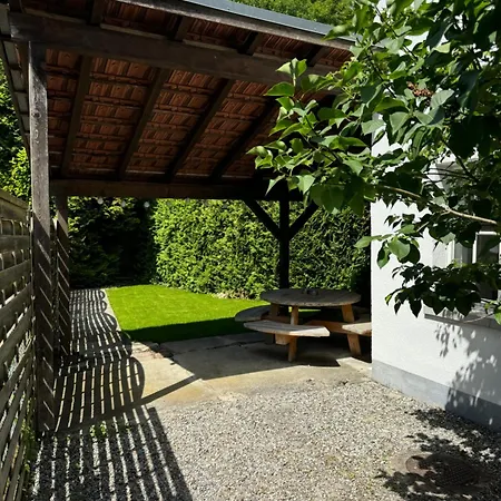 Garden House Nyaraló *